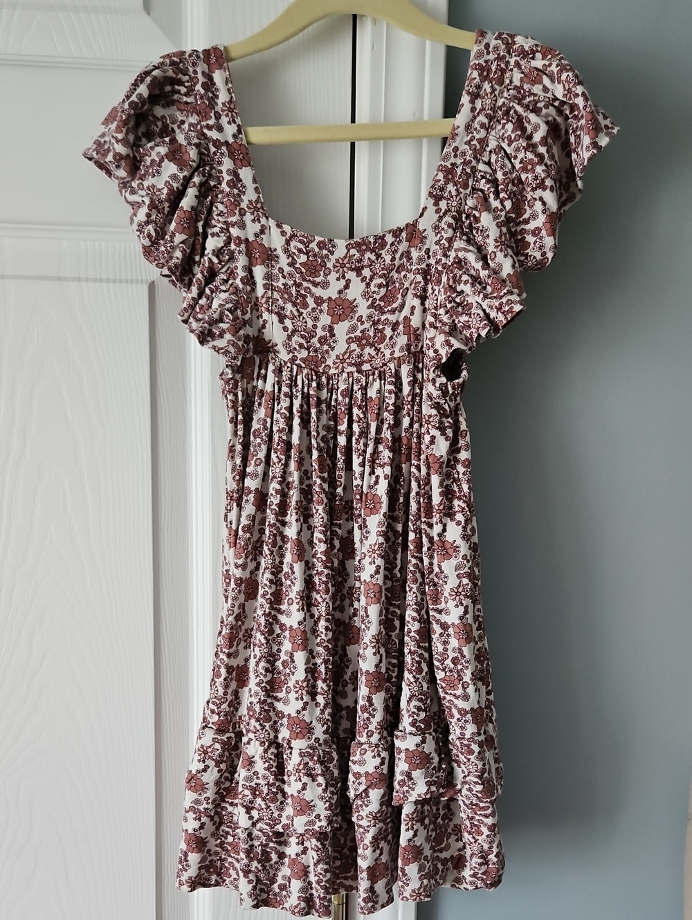 kate quinn  Floral Ruffle Dress Bamboo